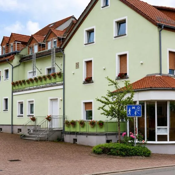 Landhotel Rauber by Belvilla، فندق في Oberthal