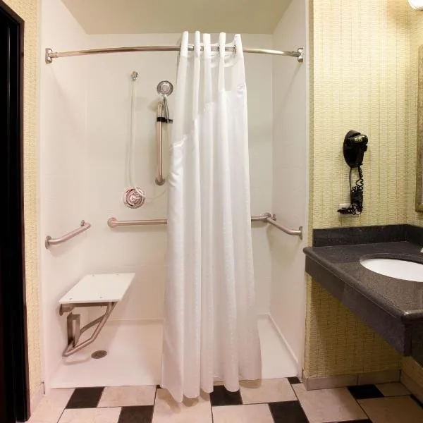 Holiday Inn Express Tulsa South Bixby by IHG, viešbutis mieste Union