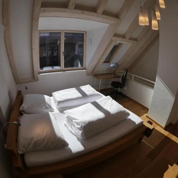 Haus "Zum Schwarzen Stiefel", hotel v destinaci Bamberg