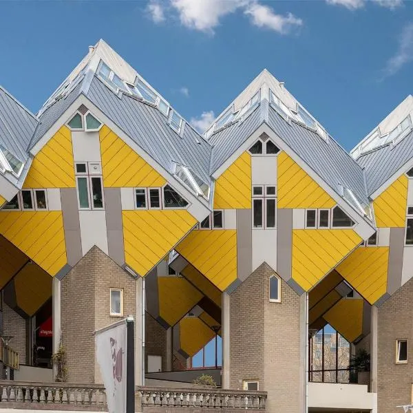 Stayokay Hostel Rotterdam - fully renovated April 2026, hotel i Rotterdam