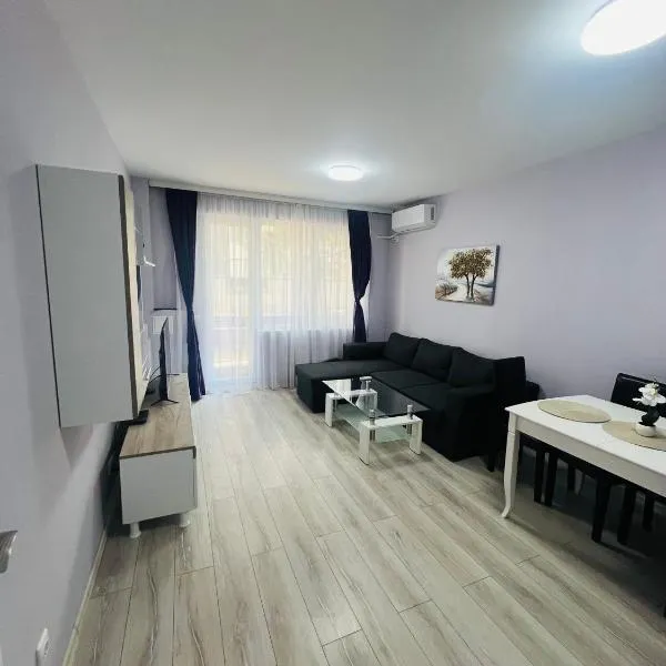 Апартамент Алисън 11 с подземен гараж, hotel in Sofia
