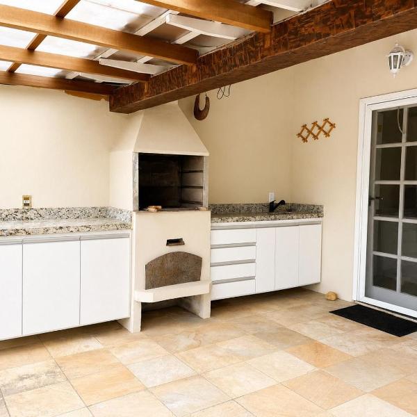 Rua da Praia| 7 Quartos/Piscina, churrasq, Campo - Foto 3