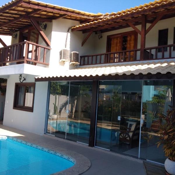 Casa 6 suítes com piscina na Praia do Forte