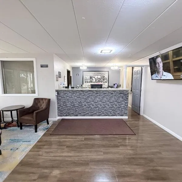 Villa Inn、オワトナのホテル