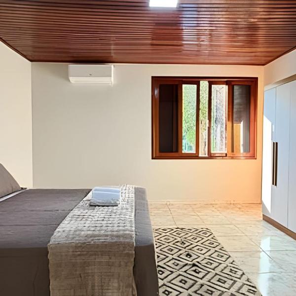 Casa próx. ao PY com Piscina e Churrasqueira