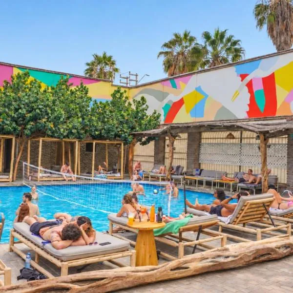 Viajero Huacachina Hostel، فندق في إِكا