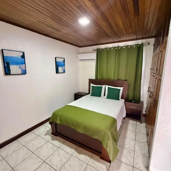 Selune, hotel di Alajuela