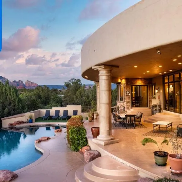 Sedona Palatial Paradise: Infinity Pool, Spa & Epic Views!, hotel din Sedona
