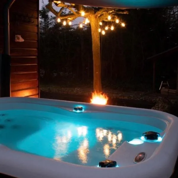 Prive rustplek op de Veluwe met jacuzzi, Hotel in Ermelo