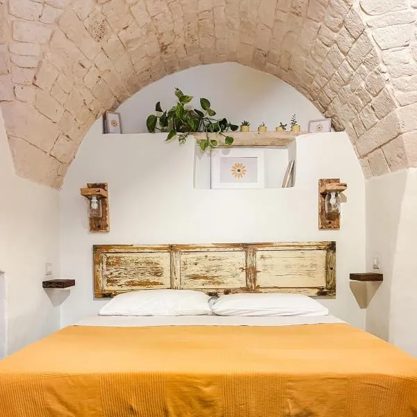 il Girasole - Casa vacanze nel Centro Storico di Putignano, hotel v destinácii Putignano