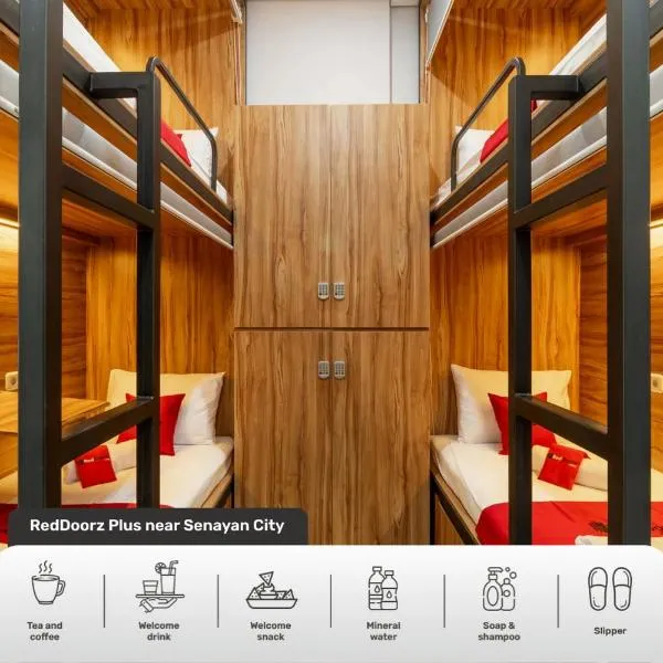 RedDoorz Plus near Senayan City, Hotel in Jakarta