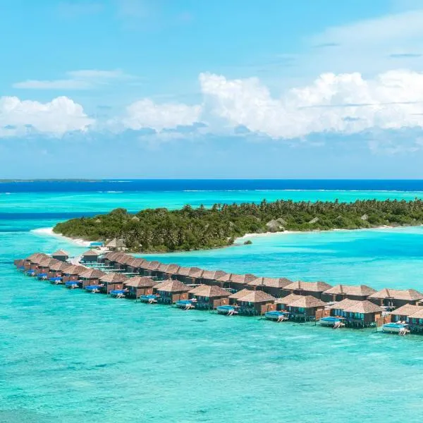 Hideaway Beach Resort & Spa, hotel v mestu Dhidhdhoo