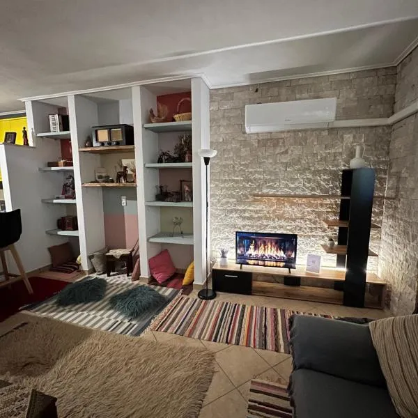 Alonaki House, hotel in Amfikleia