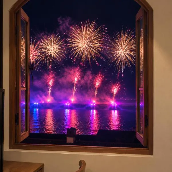 Palo Santo Hotel Phu Quoc - Fireworks & Ocean View, отель в городе Фукуок