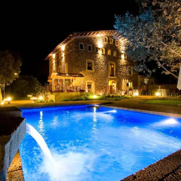 Molí Blanc Hotel, hotel in Castellfullit del Boix