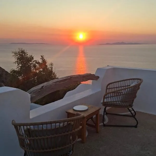 Paros - Sikinos Sunset, hotel din Síkinos