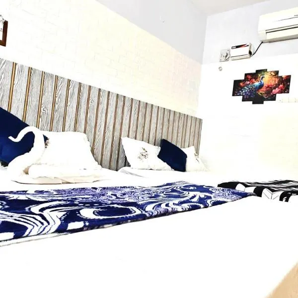 AKM REST HOUSE FAMILY HOME STAY OUR LADY TANK vlk, מלון בVelankanni