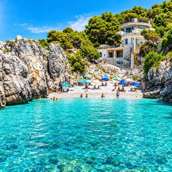 Azura Bay Hotel: Dobra Voda şehrinde bir otel