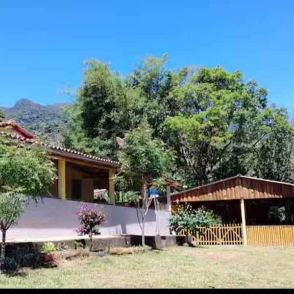 Chacara Recanto Caparaó Acesso Privado a Cachoeira RECANTO - Farm House with access to the waterfall