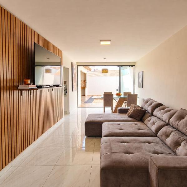 Casa Completa e Climatizada em condominio