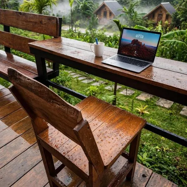 Phayam Paradise Resort, Hotel in Ko Phayam