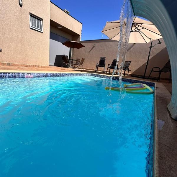 Aurora House - Piscina Aquecida, Gourmet e Ar-Condicionado para 12 Pessoas - Foto 4