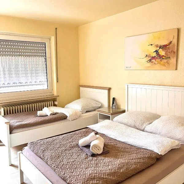 Pension Söhrehof Apartment, hotelli kohteessa Fuldabrück