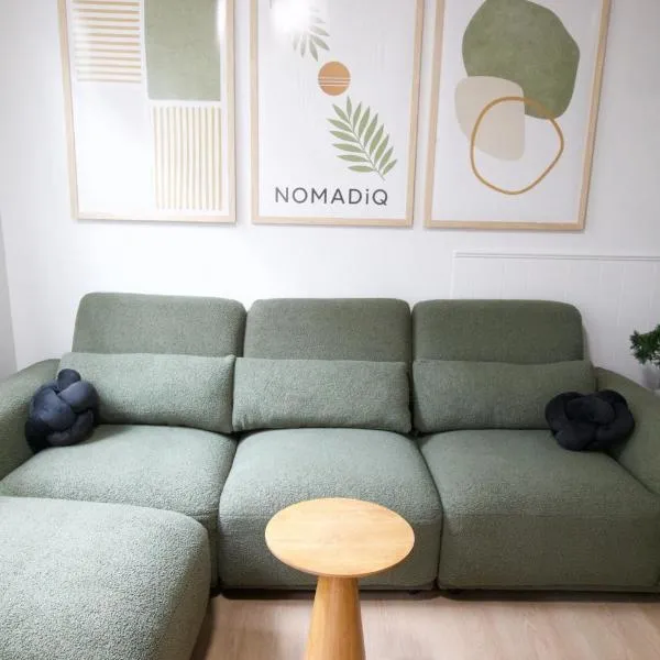 Walk to Airport -5 min from Downtown- 4 beds in 3 bedrooms, מלון בבוסטון