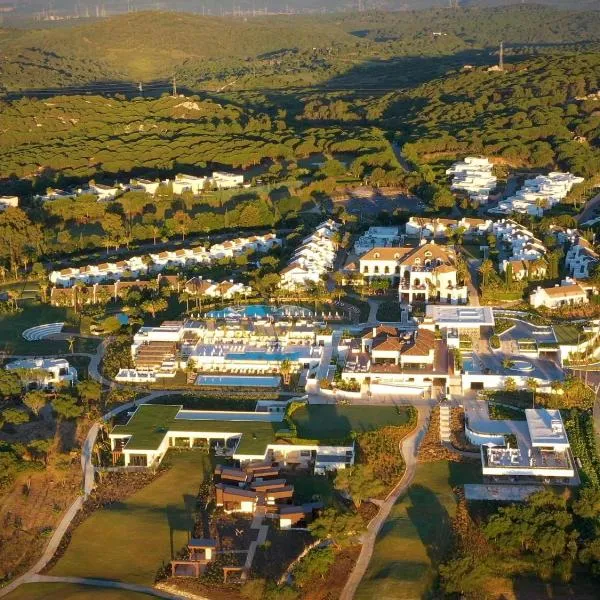 SO Sotogrande Spa and Golf Resort Hotel Costa del Sol, готель у місті Сотогранде