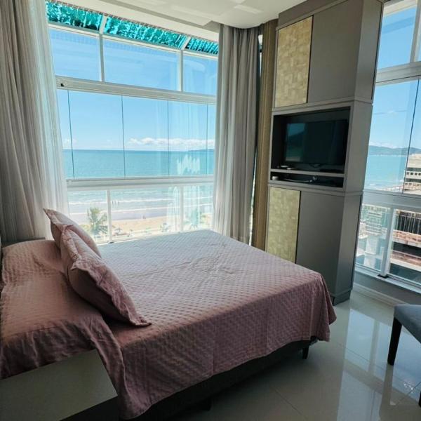 Exclusivo na Meia Praia Frente MAR - Foto 5