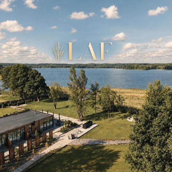 LAF boutique resort, hotelli kohteessa Charzykowy