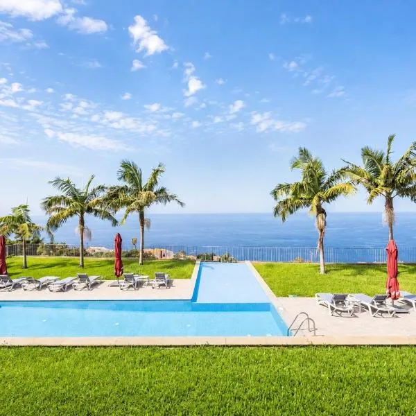 Engenho Velho Hotel & Restaurante - Adults Only, hotel u gradu 'Arco da Calheta'