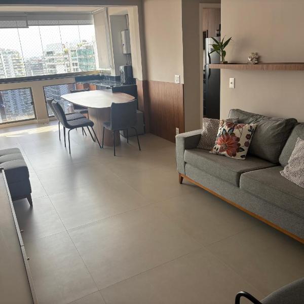 Apto moderno e equipado com vista para o mar na Barra da Tijuca