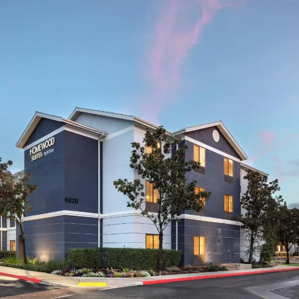 Homewood Suites by Hilton Fresno, viešbutis mieste Fresnas