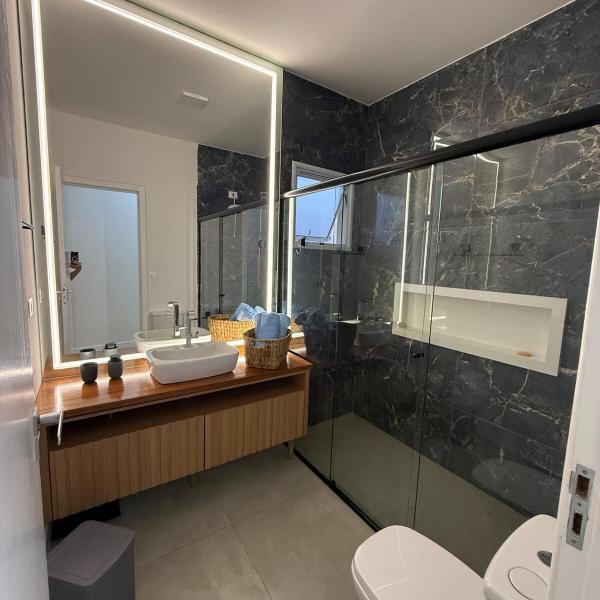 Casa aconchegante com 380mts e piscina - Foto 3