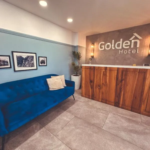 Golden Hotel, hotell i Quevedo