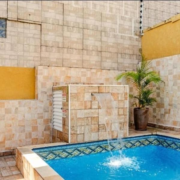 casa na praia com piscina