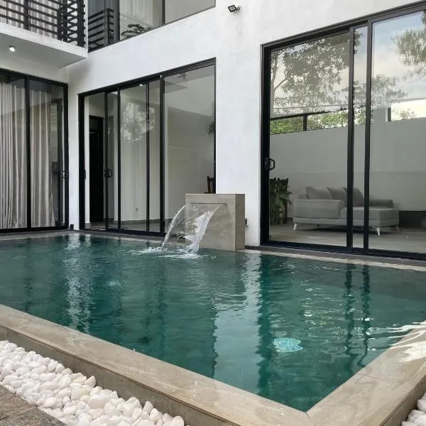 Vera Lanka Luxury Pool Villa, khách sạn ở Hikkaduwa