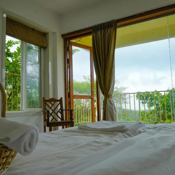 Eshi Resorts and Restaurant - Bhimashankars Jungle Luxury Resort, hotel en Taleghar