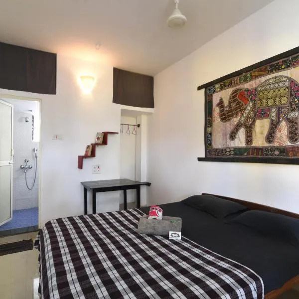 Cactus Guesthouse, hotel in Arambol