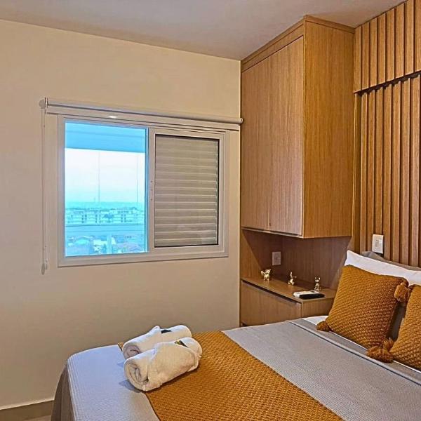Apto varanda gourmet vista mar e serra 350 metros da praia de Bertioga - Foto 2