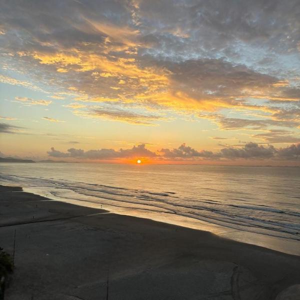 Apartamento frente ao mar