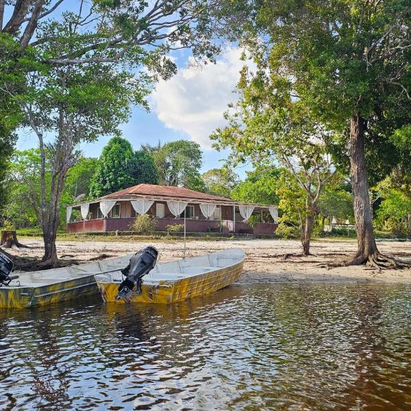 Hotel Amazon Nirvana