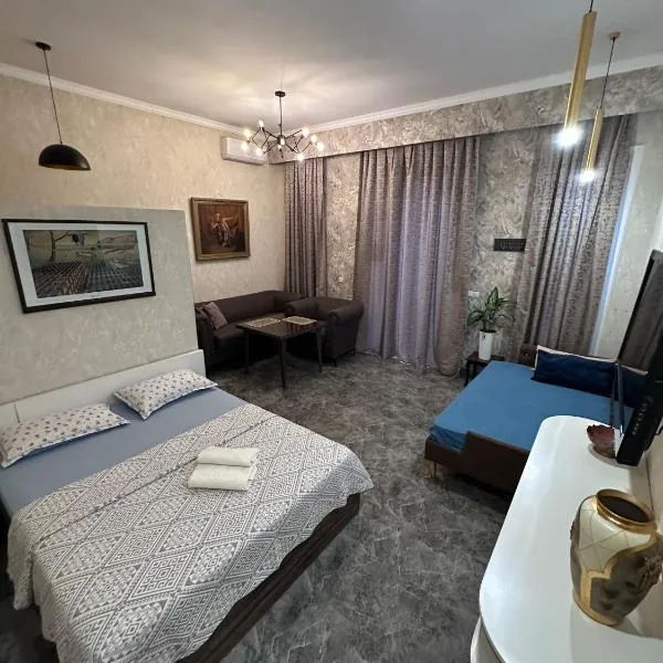 Mir Sveta Stayhouse, hótel í Lunacharskiy Bekati