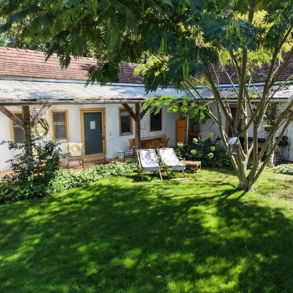 Ferienhaus am Land, hotel in Mogersdorf