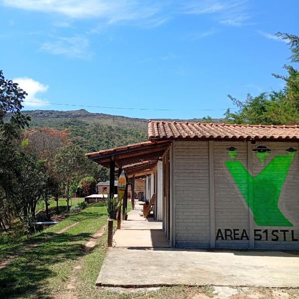 COMPLEXO ÁREA 51 STL Suítes na Natureza