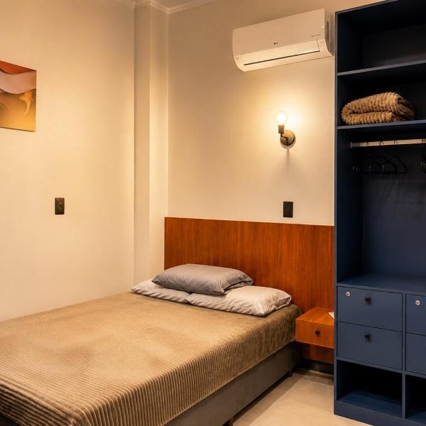 Studio Echo Living 02 Novo Completo Confortável com Ar Quente e Frio, Cozinha Completa, Wifi, Rápido Acesso ao Centro - Foto 2