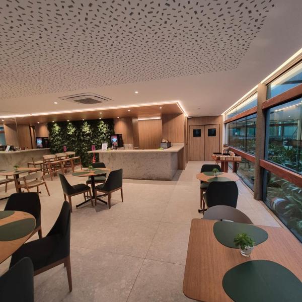 Piscinas Incríveis, conforto e localização Top! - Foto 5