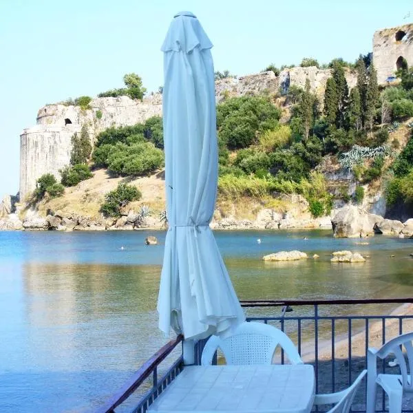 Xenios Zeus Rooms, hotel v destinácii Koroni