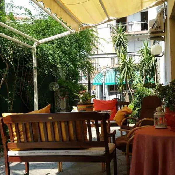 Hotel Milanesina, hotel in Alassio